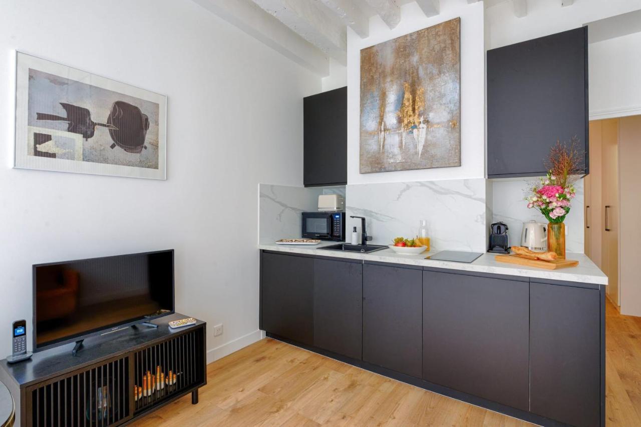 Appartement Design Ile St Louis - Welkeys Paris Exterior foto